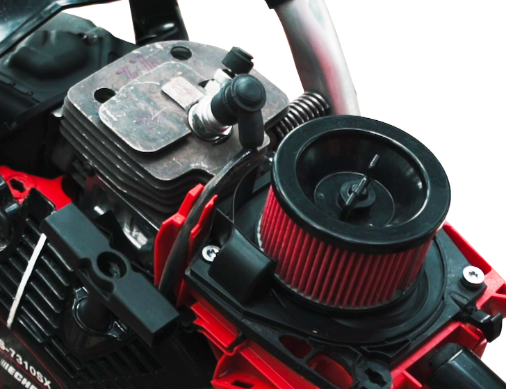 CS-7310SX chainsaw image of the centrifugal separation dust free system.